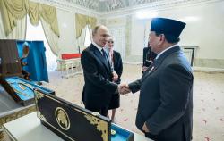 Prabowo Kunjungi Rusia, Putin Siap Kembangkan Nuklir di Indonesia