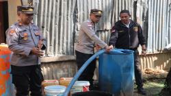 HUT Bhayangkara ke-79, Polres TTS Salurkan Bantuan Air Bersih di Wilayah Krisis