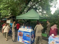 Terima Keluhan Warga, Satpol PP Depok Gusur Lapak Pedagang Kaki Lima di 5 Lokasi
