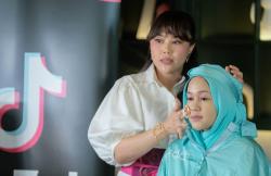 Tren 'Makeup Habis Mandi' Viral di TikTok Beauty Fest, Sissy Sidiyanti Bagikan Trik Mudah dan Simpel