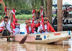 Lomba Besei Kambe Meriahkan Hari Bhayangkara ke-79, Polda Kalteng Angkat Kearifan Lokal Dayak Ngaju