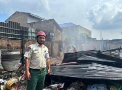 Gudang Barang Bekas Terbakar di Medan Denai, Api Tak Menjalar ke Permukiman