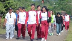 Car Free Day Polri Bersama Pemda dan Masyarakat Meriahkan HUT Bhayangkara ke-79 di Kabupaten TTS