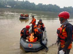 Warga Malo Bojonegoro Ditemukan Tewas Tenggelam Saat Mendulang Emas di Bengawan Solo