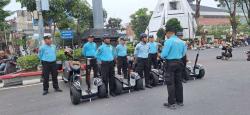 Inovasi Polri Lewat Skuter Listrik Self-Balancing Curi Perhatian Warga Semarang