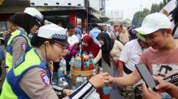 Polres Kudus Sajikan Jamu Gratis dan Layanan Publik di CFD Alun-Alun Simpang 7