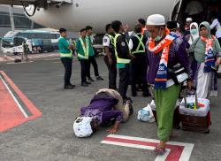 Kloter 33 Jemaah Haji Jember Tiba dengan Selamat di Juanda, Sempat Dialihkan ke Kualanamu
