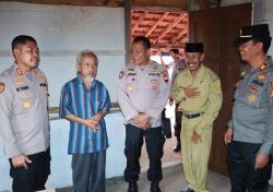 Rumah Warga Kurang Mampu di Penawangan Diperbaiki Polres Grobogan Jelang Hari Bhayangkara Ke 79