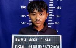 Jadi Tersangka, Ini Wajah Anak yang Aniaya Ibu Kandungnya