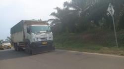 Warga Resah, Truk Pasir di Lebak Langgar Jam Operasional yang Ditetapkan Pemkab