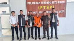 Sat Reskrim Polres Pidie Jaya Serahkan Tersangka Kasus ITE dan Pornografi ke Kejaksaan