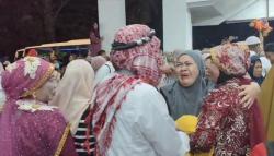 Tangis Haru Sambut Kepulangan 134 Jemaah Haji Pangkep
