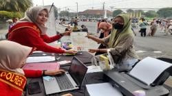 Ribuan Warga Sragen Padati CFD untuk Ikuti Pelayanan Gratis Polres Sragen