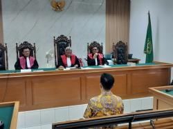 Korupsi Smart City Bandung: Ema Sumarna Divonis 5 Tahun 6 Bulan Penjara