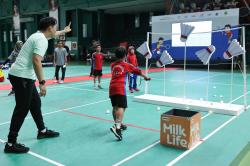 Menumbuhkan Cinta Bulu Tangkis Sejak Dini Dengan Festival Seneng Minton