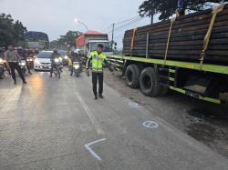 Kecelakaan Beruntun di Jalan Raya Ambeng-Ambeng Gresik, Arus Lalu Lintas Macet 3 Km
