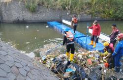 Kali Jenes Kartasura Darurat Sampah, Pemicunya Kesadaran Warga Rendah