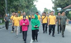 Keseruan Jalan Santai dan Senam Bersama TNI Polri yang Digelar Polres Inhu