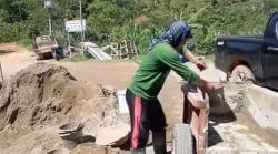Tambang Emas Ditutup, Ratusan Buruh di Lebak Terpaksa Jadi Kuli Bangunan