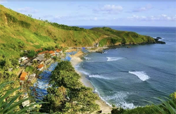 Panoramanya tak Kalah dengan Nusa Penida Bali, Inilah Deretan Pantai Indah di Kebumen