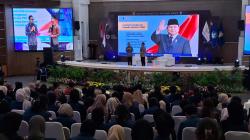 Fiki Naki dan Menteri Karding Talkshow di Undip, Bahas Lowongan Kerja Luar Negeri