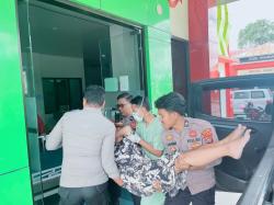 ODGJ Bikin Geger di Kost Pasangkayu, Ketuk Pintu Sambil Menangis Polisi dan Dinsos Turun Tangan