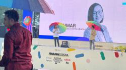 Joko Menthik, Pawang Hujan Sibuk Komat-kamit saat Wamen Sambutan Mendadak Deras