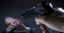 Viral Pria Ini Pamer Pistol di Lahan Sengketa Bak Bang Jago, Ngaku ‘Ring Satu Istana'