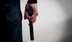 Viral Bergaya bak Koboy, Pria Ini Pamer Pistol di Lahan Sengketa Ngaku Ring Satu Istana Negara