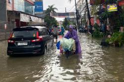 BREAKING NEWS: Banjir Landa Tangerang, Ratusan Rumah Terendam
