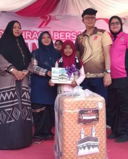 Niki Rekha Zahara Warga Tapaktuan Berhasil Dapatkan Undian Umroh Gratis Pada HUT Bhayangkara Ke-79