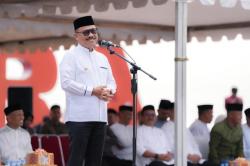 Pawai Ta’aruf Tahun Baru Islam 1447 H, Suhardi Duka: Ini Momentum Hijrah Menuju Sulbar Maju