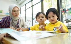 Rahasia Sekolah Cikal, Bagaimana Mereka Asah Bakat Menulis Anak?