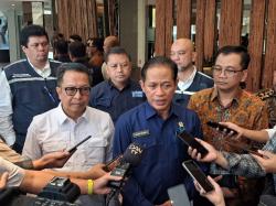 Menteri LH Soroti Pengelolaan Emisi dan Sampah di Kawasan Industri di Bekasi