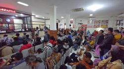 Jelang Berakhirnya Program Pemutihan Pajak, Ribuan Warga Padati Samsat Sragen