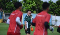 Tancap Gas! Mario Jozic Mulai Latih Kiper Persib di GBLA
