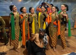 Pakdhe Yanto Munyuk, Seniman Multi Talenta Membawa Seni Tradisional hingga ke Eropa