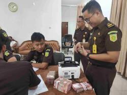 Tersangka Korupsi Alkes Kembalikan Uang Rp158 Juta, Kejari: Kami Tetap Kejar TPPU