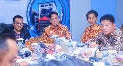 Serahkan Deviden Rp500 Juta, Manajemen PT Petro Muba Tetap Akui Ada Penurunan Kinerja Tahun 2024  