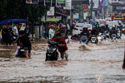 Siaga Anomali Cuaca Ekstrem, Warga Kota Bekasi Waspada Banjir dan Genangan