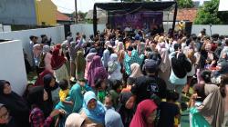 Putra Yon Koeswoyo Koes Plus Apresiasi Pagelaran Musik Jalanan di HUT Bhayangkara ke-79 di Tangsel