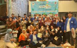 Mahasiswa Ilmu Komunikasi UDINUS Gelar Edukasi dan Pelatihan Pengolahan Sampah di Tambakrejo