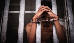 Polisi Ciduk Pria Ngaku ‘Ring Satu Istana’ yang Pamer Pistol di Depok