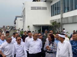 KDM Tantang Wali Kota Bandung Benahi Teras Cihampelas