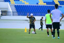Latihan Perdana Persela Lamongan Tanpa Pemain Asing, ini Penjelasan Aji Santoso