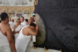 Momen Presiden Prabowo Laksanakan Ibadah Umrah, di Sela Kunjungannya ke Arab Saudi