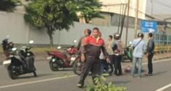 Tabrak Lari di Tanjakan Trosobo, Pengendara Motor Tabrak Warga Prambon