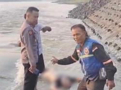 Tragis! Pria Muda Asal Sidoarjo Ditemukan Tewas di Sungai Brantas, Begini Kondisinya