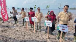 Sinergi Bagi Negeri, Tanam 1500 Batang Mangrove di Dumai 