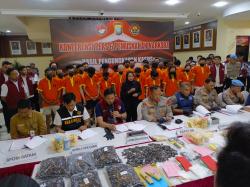 Oknum KSOP Diduga Bantu WNA Selundupkan Ribuan Liquid Vape Narkotika